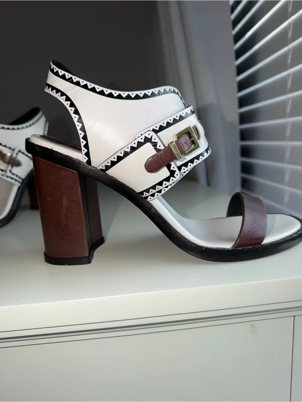 Tory Burch White and Brown Leather Buckle Sandals